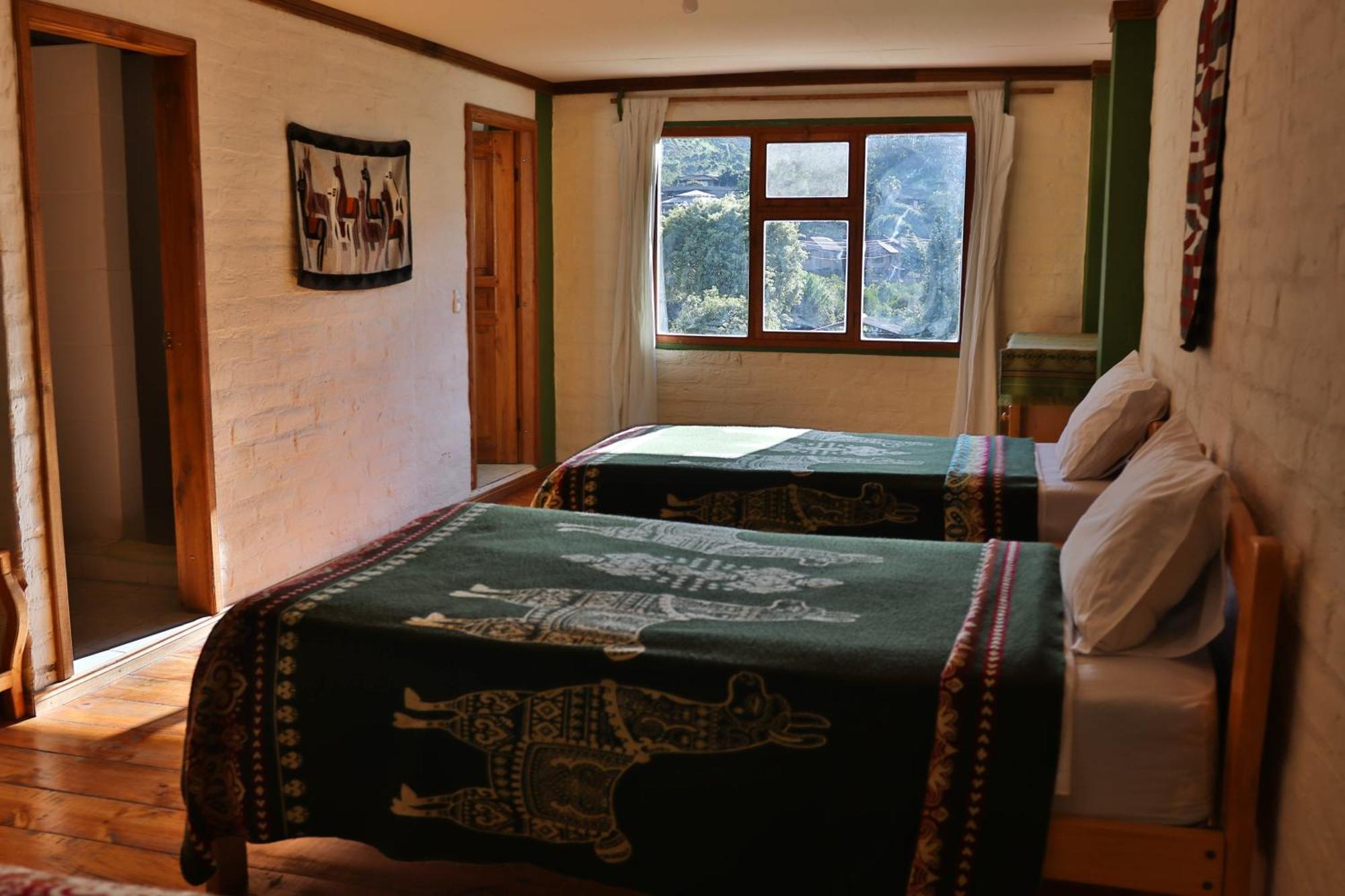 La Casa Verde Eco Guest House Banos  Room photo