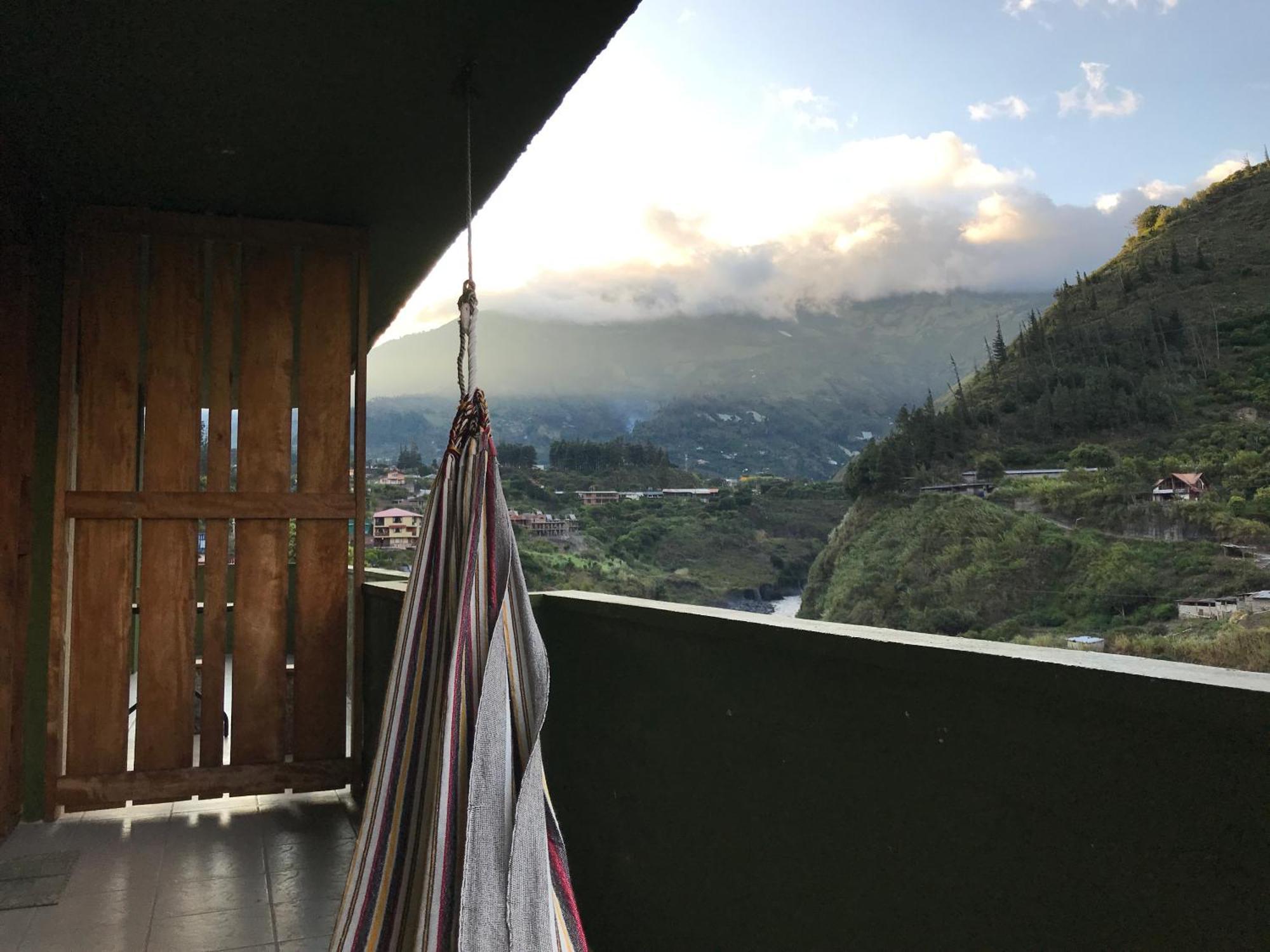 La Casa Verde Eco Guest House Banos  Exterior photo